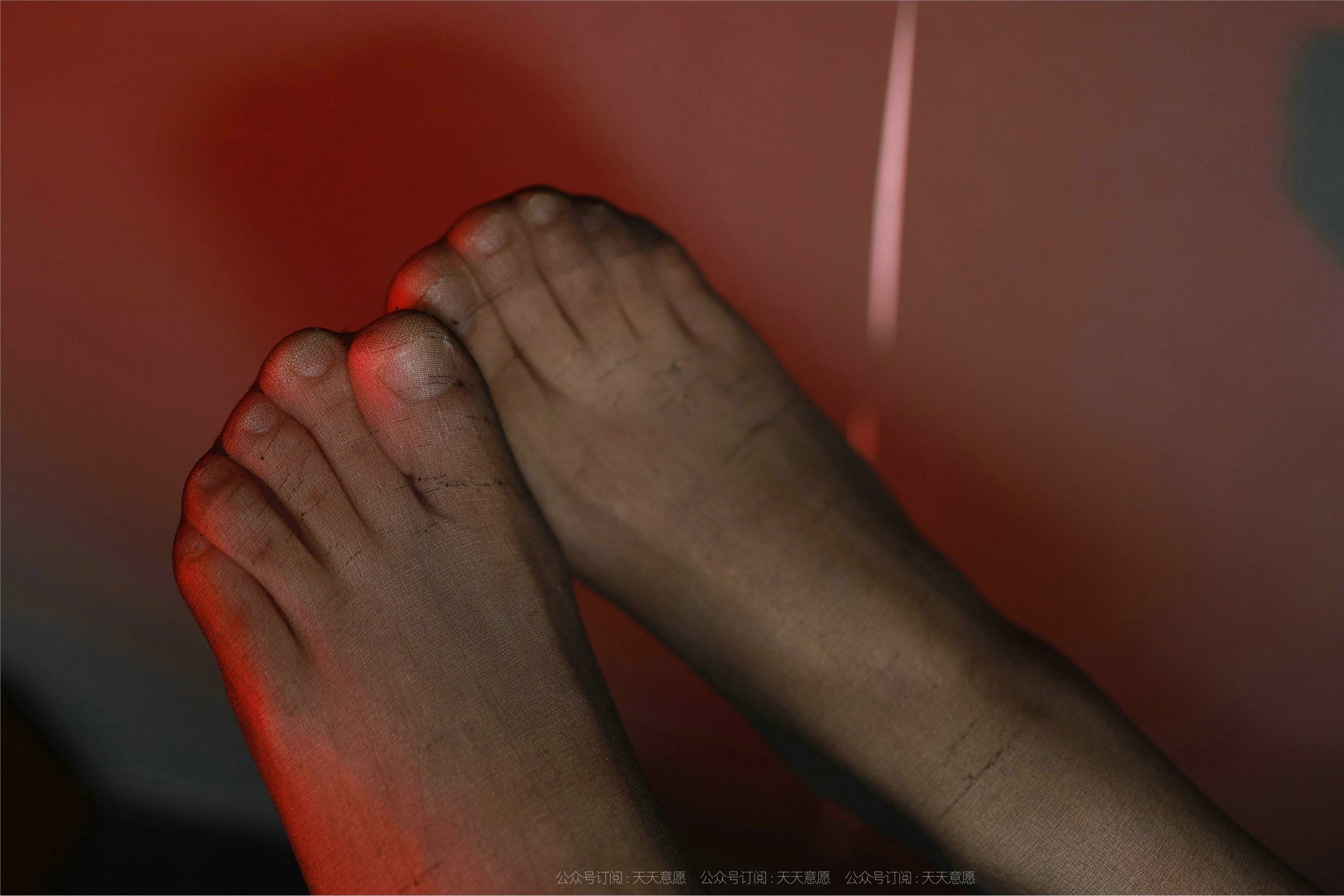 IESS异思趣向  2021.08.21 丝享家896：小婕《挂脖连衣裙》